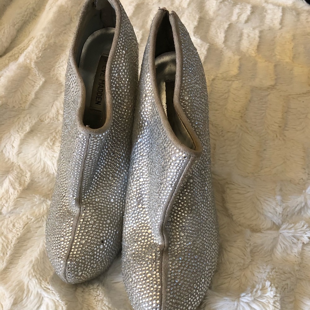 Beaded Steve Madden 4 inch